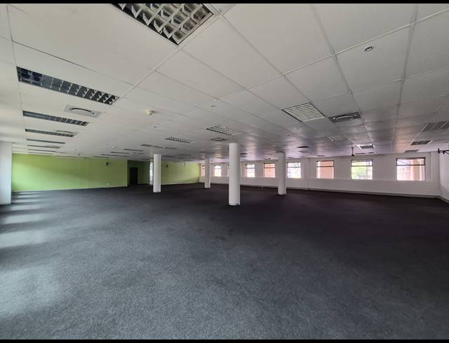 849M² OFFICE TO LET IN SUNNINGHILL